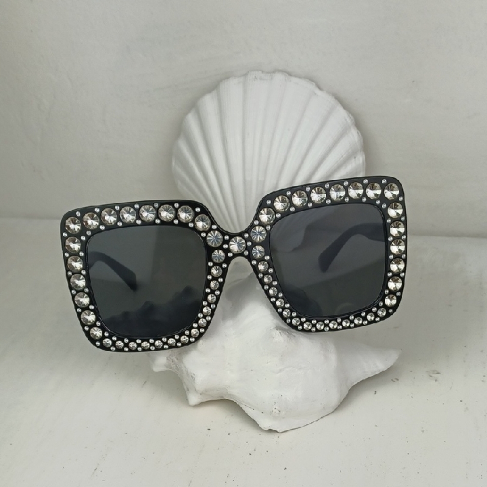 ♥️Bundle Only♥️ Fun Faux Elegant Black "Rhinestone" Sunglasses